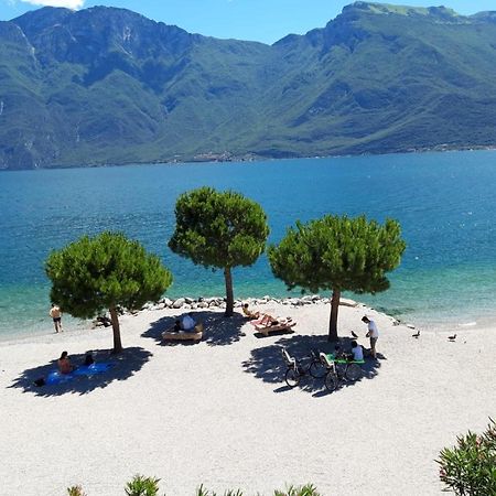 Appartamento Casa Vacanze Spiaggia D'Oro Desenzano del Garda Zewnętrze zdjęcie