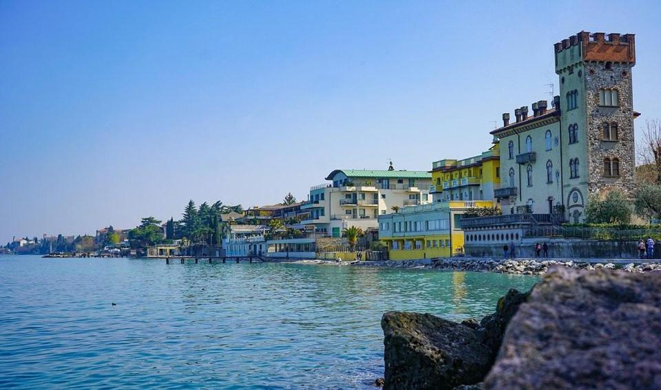 Appartamento Casa Vacanze Spiaggia D'Oro Desenzano del Garda Zewnętrze zdjęcie